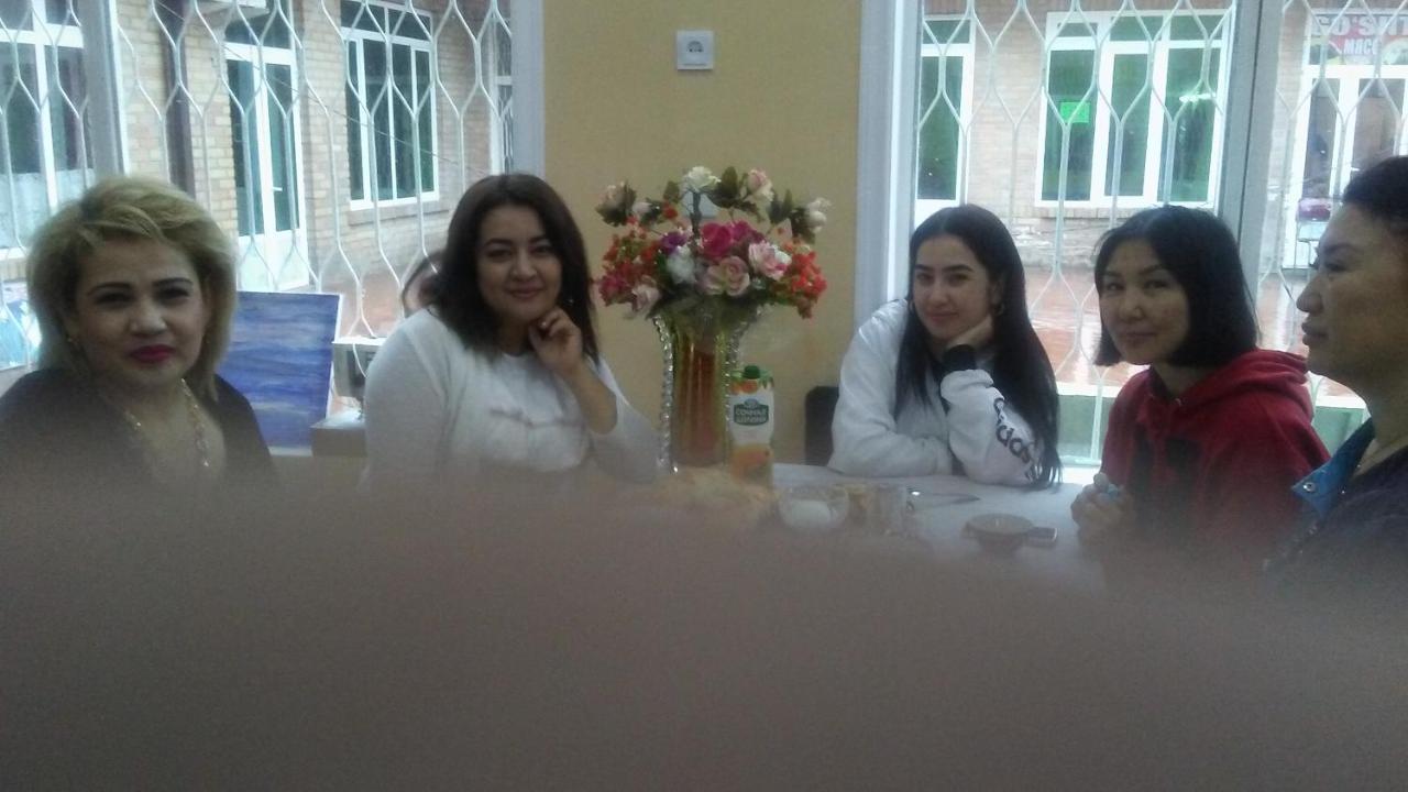 Gulsara Hostel Samarkand Buitenkant foto