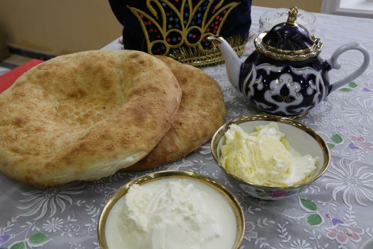 Gulsara Hostel Samarkand Buitenkant foto