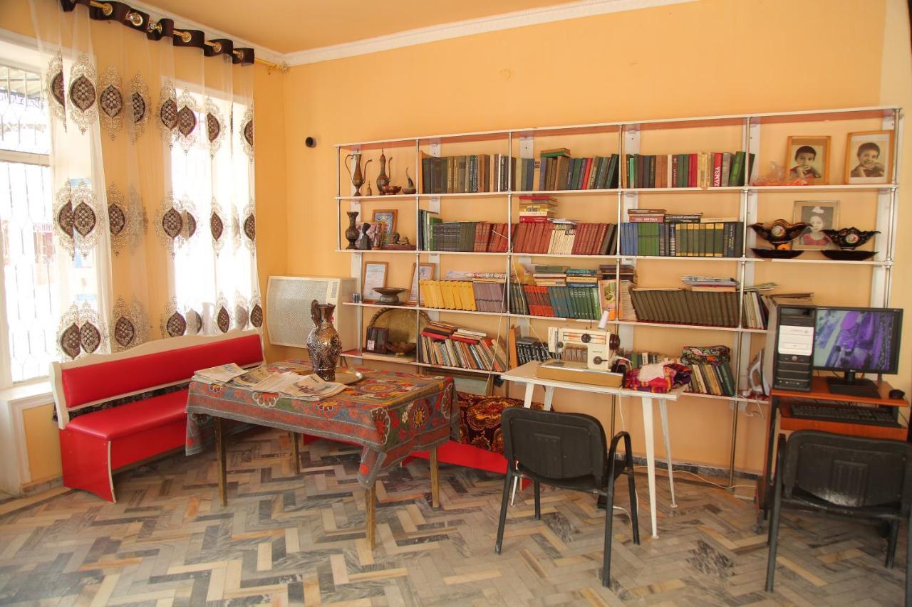 Gulsara Hostel Samarkand Buitenkant foto